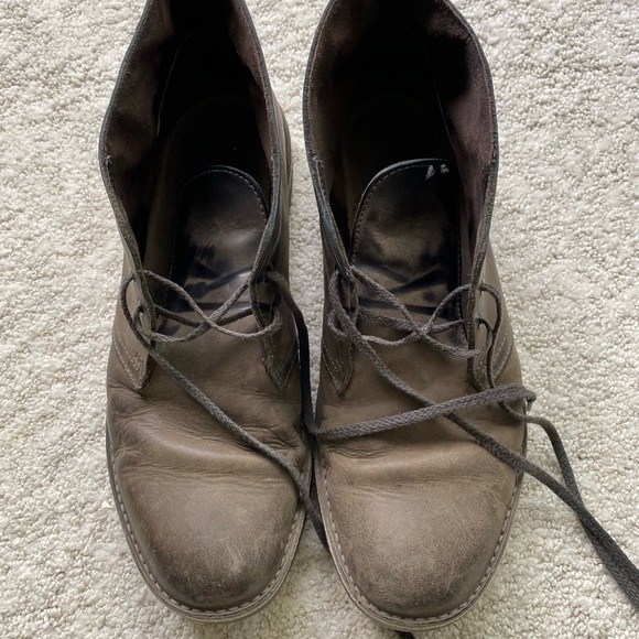 Designer Shoe Bundle - Picture 3 of 7